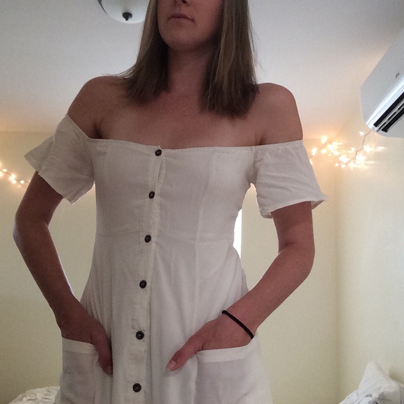 ❗️MOVING SALE❗️Nasty Gal Off-the-shoulder Dress - Picture 3 of 5